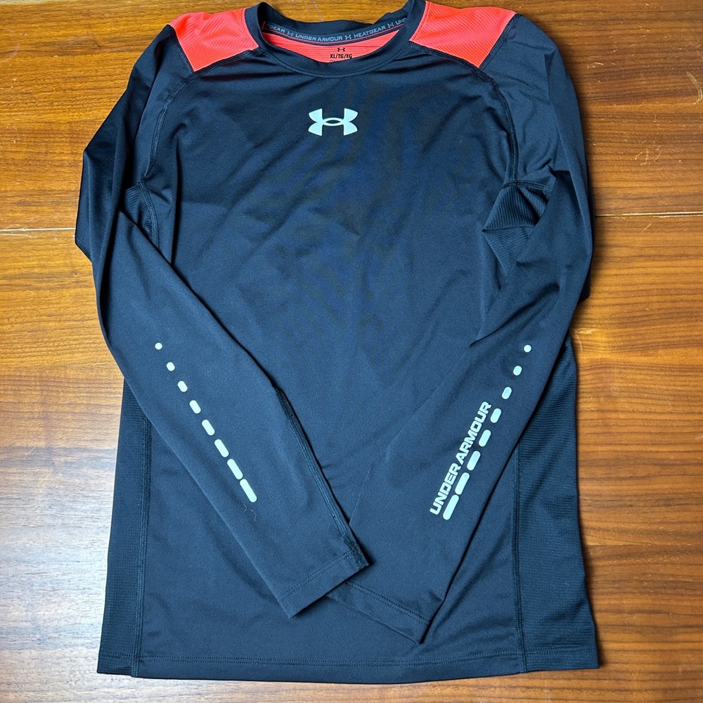 Under Armour HeatGear Long Sleeve Shirt Black Orange XL Women Performance Top